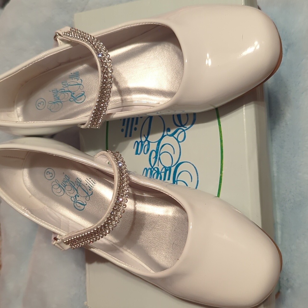 Girls dress shoes